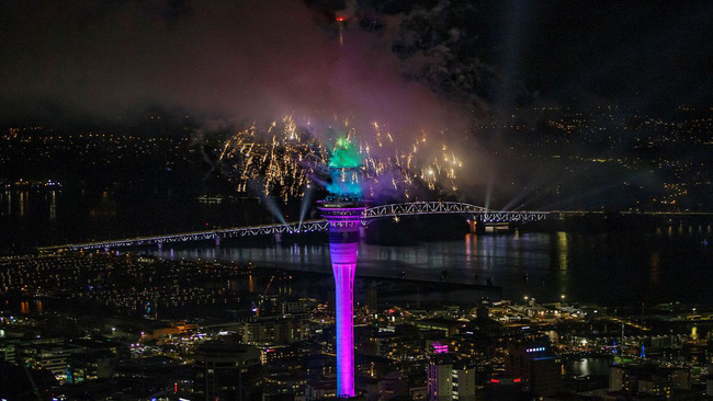 Không khí đón năm mới 2021 tưng bừng khắp thế giới: New Zealand, Australia rực rỡ với các màn trình diễn pháo hoa mãn nhãn-9