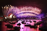 Không khí đón năm mới 2021 tưng bừng khắp thế giới: New Zealand, Australia rực rỡ với các màn trình diễn pháo hoa mãn nhãn