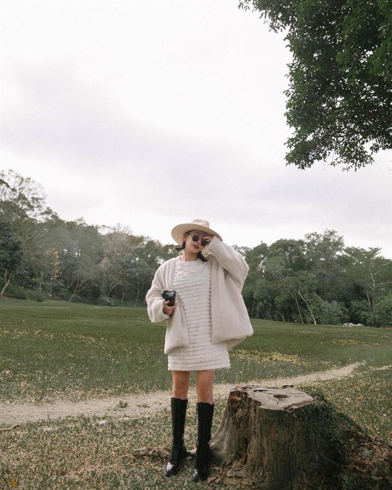 Năm mới già thêm một tuổi nhưng chị em cứ sắm 5 kiểu váy này là trông vừa trẻ hẳn ra, vừa sang thêm mấy bậc-3