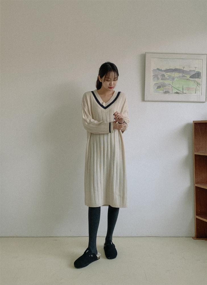 Năm mới già thêm một tuổi nhưng chị em cứ sắm 5 kiểu váy này là trông vừa trẻ hẳn ra, vừa sang thêm mấy bậc-8