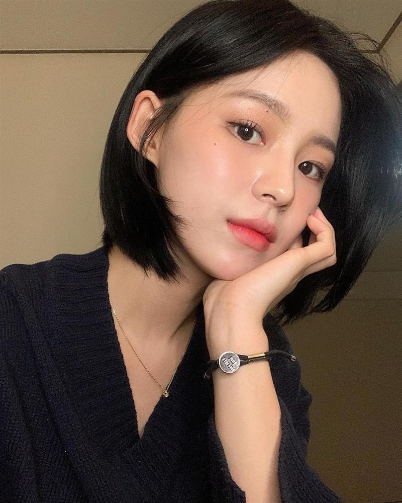 Nàng tóc ngắn muốn xinh, sang chảnh hơn trong năm mới đừng bỏ qua 4 chiêu thay đổi nhan sắc cực kỳ vi diệu này-4