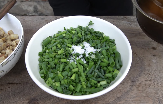 Bà Tân chốt đơn 2020 bằng đĩa cơm tấm trêu ngươi cư dân mạng vì sai công thức trầm trọng, khách ăn chực khen ngon vô lý?-9