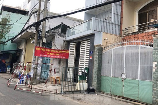 TP.HCM: Phong tỏa, cách ly ngôi nhà người phụ nữ nhập cảnh 