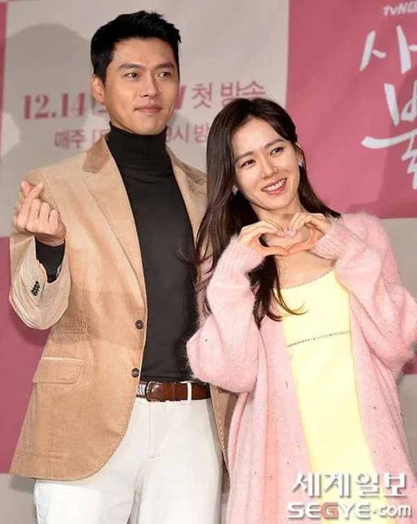 Son Ye Jin đổi đủ kiểu tóc khi sánh bước bên Hyun Bin, còn ở cạnh Jung Hae In hay So Ji Sub thì để mãi một kiểu giản đơn-5