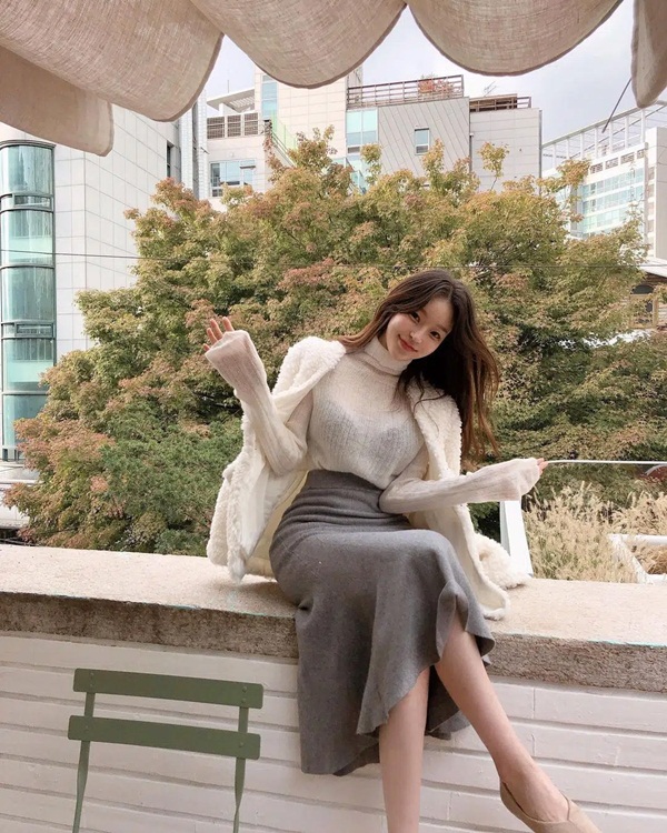 12 outfit max sành điệu của hội gái Hàn sang chảnh, học theo ngay để có style chuẩn đẹp cho năm mới-6