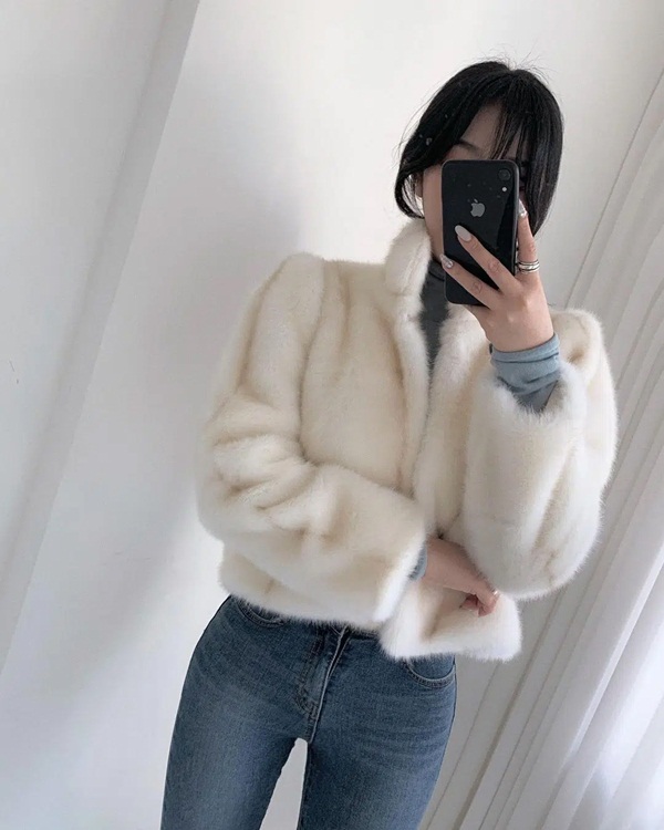 12 outfit max sành điệu của hội gái Hàn sang chảnh, học theo ngay để có style chuẩn đẹp cho năm mới-8