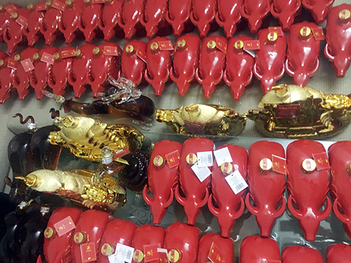 Lòng thối chảy nước, thịt bốc mùi... hàng tấn đồ bẩn lên bàn nhậu tất niên-3