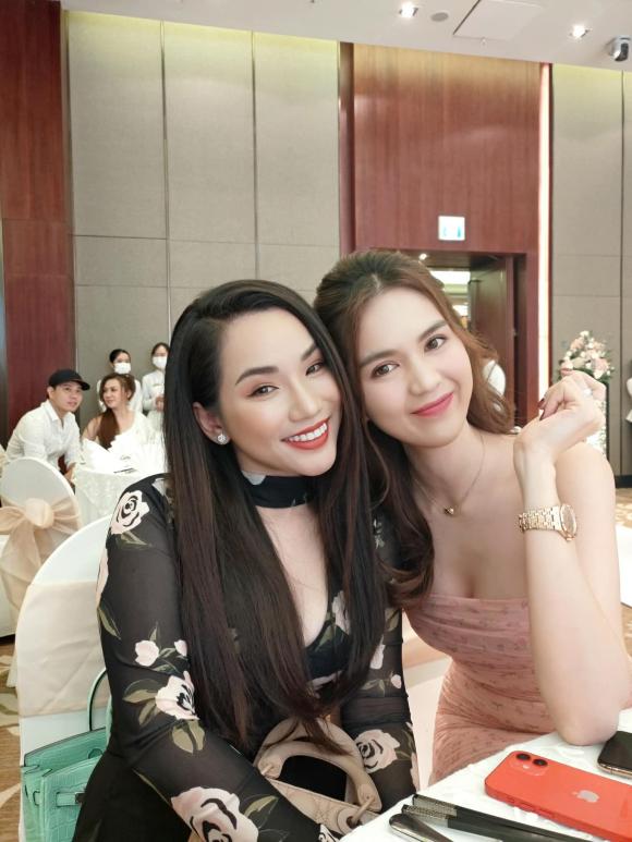 Ngọc Trinh chính thức nhận một bé gái làm con nuôi, danh tính khiến nhiều người bất ngờ-5