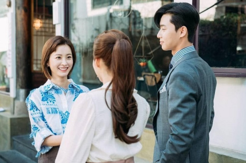 Chồng tán tỉnh hoa khôi lớp thời cấp 2, tôi dọa đi tìm trai đẹp, phản ứng của anh gây bất ngờ-2