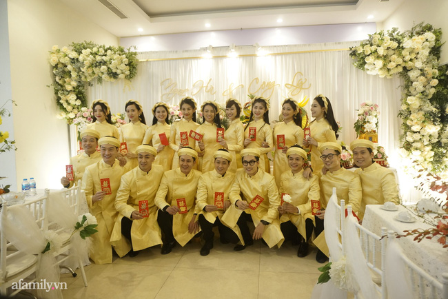 Dàn phù dâu, phù rể toàn sao Việt trong lễ ăn hỏi của NSND Công Lý-1