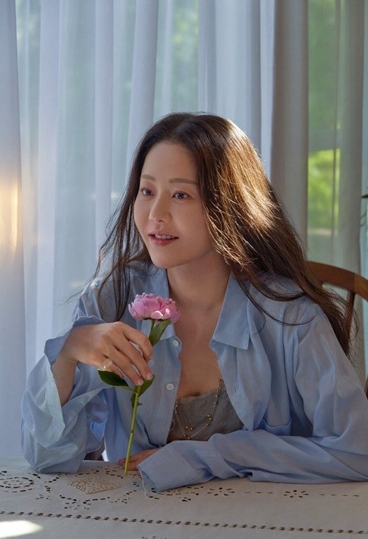 Nhan sắc ở tuổi 50 của cô dâu bị đế chế Samsung ruồng bỏ Go Hyun Jung ra sao mà bất ngờ lên Top hot search?-6