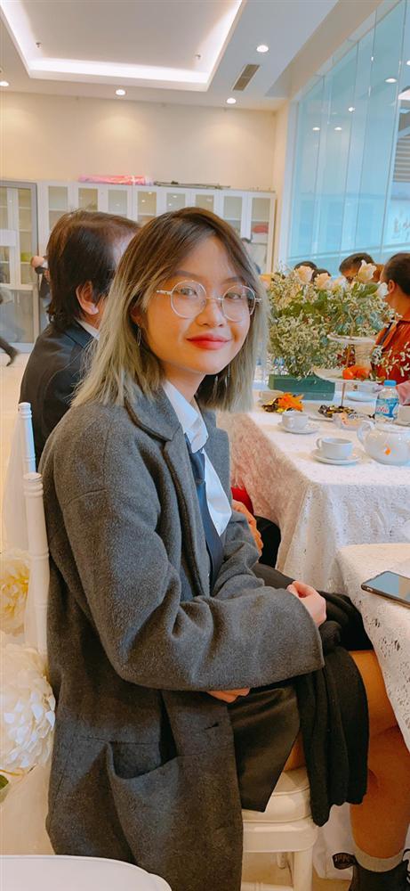 Con gái của NSND Công Lý và vợ đầu chia sẻ cảm xúc khi bố kết hôn lần 3: Cảm xúc hơi khó nói-5