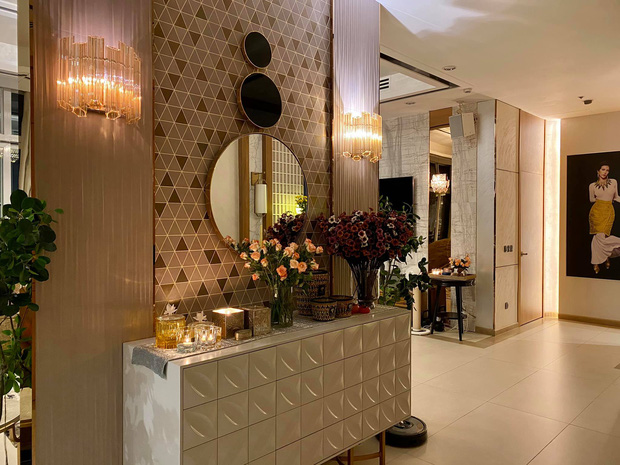 Thăm nhà triệu đô của Hoa hậu Thu Hoài: Phòng chứa hàng hiệu đẹp ngất, đến Trấn Thành còn mê-1