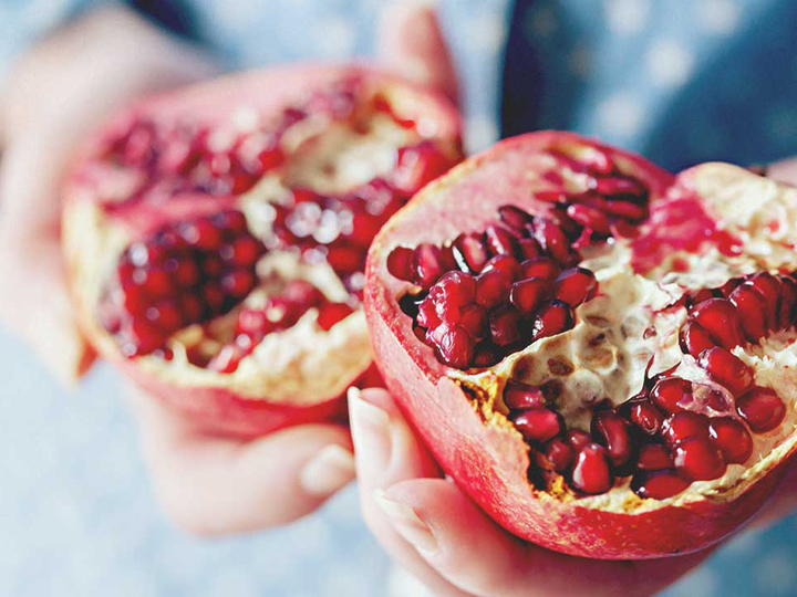 Phụ nữ mỗi ngày ăn một quả lựu, sau 1 tháng cơ thể sẽ có những thay đổi ngạc nhiên-3