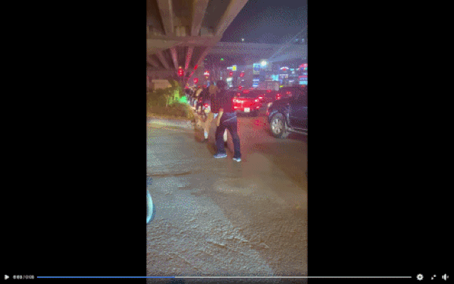 Tìm thấy tài xế đánh gãy răng nam thanh niên do bị nhắc nhở dừng xe lâu gây tắc đường-2