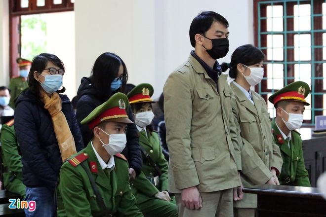 Hoãn xử vụ thanh tra Bộ Xây dựng vòi tiền doanh nghiệp-2