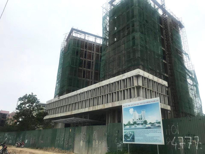 Vụ rơi thang công trình cao tầng: Bố hứa làm Tết về mua quần áo mới cho con mà bố đi mãi!-6