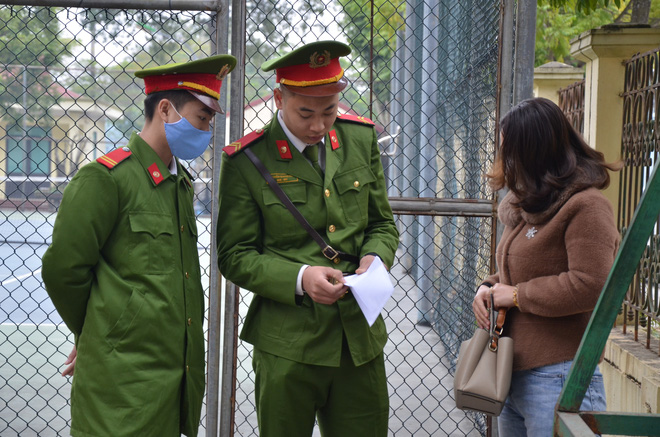 Nữ trưởng đoàn điều tra Bộ xây dựng mới mới vòi tiền ở Vĩnh Phúc tóc bạc trắng sau hơn một năm bị bắt-2