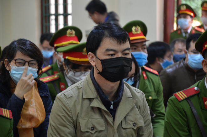 Nữ trưởng đoàn Thanh tra Bộ Xây dựng vòi tiền ở Vĩnh Phúc tóc bạc trắng sau hơn 1 năm bị bắt-7