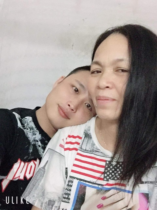 Vợ 53, chồng 29 tuổi: Niềm vui và hạnh phúc nhọc nhằn-1