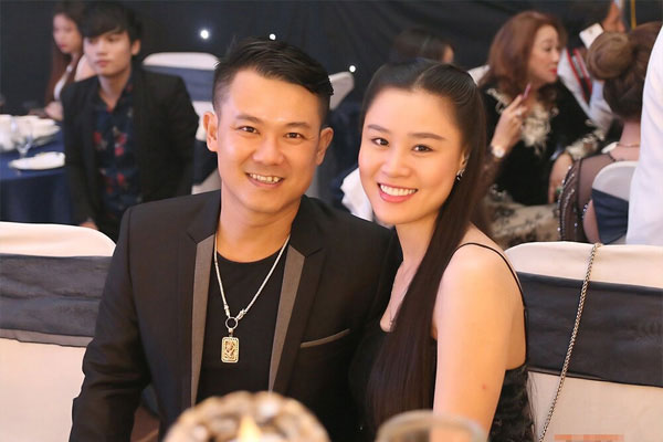 Không chấp nhận, bố ruột vẫn xuất hiện trong lễ ăn hỏi của Vân Quang Long với Linh Lan và tiệc thôi nôi cháu gái-5