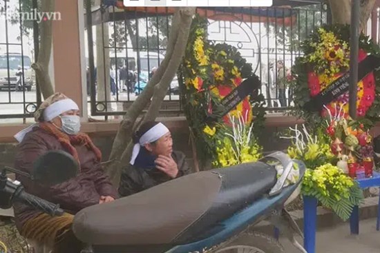 Vụ xe buýt tông kinh hoàng cụ bà 75 tuổi ở Hà Nội: Con trai đau đớn từ quê nhà ra đón mẹ, khẳng định cụ không phải là người bán hàng rong