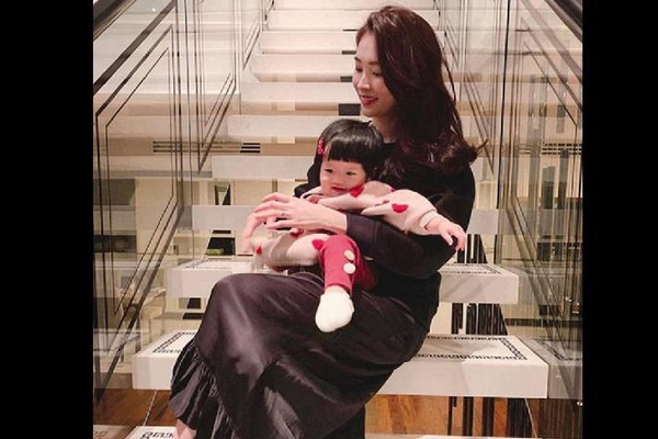 Khám phá bên trong biệt thự cao cấp có nhiều cây cảnh quý của Tuấn Hưng-14