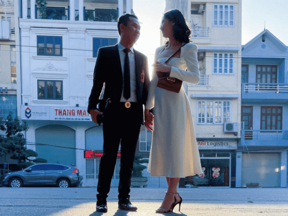 Động thái của Lệ Quyên khi thấy chồng cũ Đức Huy đang hẹn hò người đẹp Hoa hậu Việt Nam-1