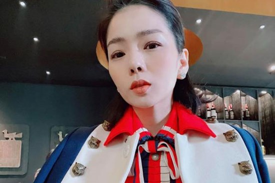 Động thái của Lệ Quyên khi thấy chồng cũ Đức Huy đang hẹn hò người đẹp Hoa hậu Việt Nam
