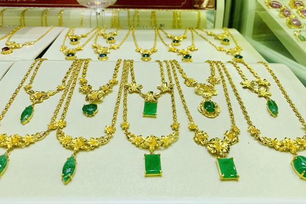 Giá vàng hôm nay 8/1: Nước Mỹ ổn định trở lại, vàng lao dốc-2