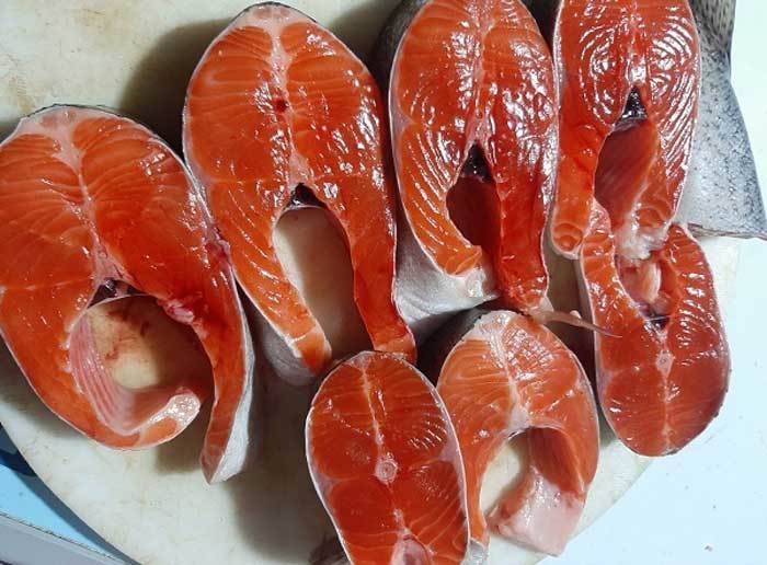Cá hồi Sa Pa lại siêu rẻ, 1 năm 2 đợt giảm sốc, dân nuôi lỗ nặng-1