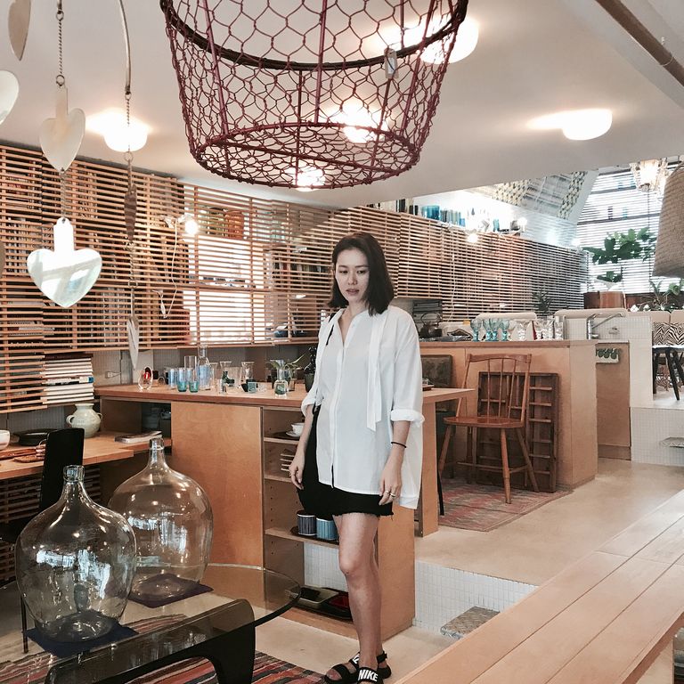 Hyun Bin bộc bạch: Từ lần gặp đầu tiên đã bị sự tinh tế của cô ấy chinh phục, phụ nữ 30+ có thể học ngay 5 cách diện đồ đầy í nhị này từ Son Ye Jin-13