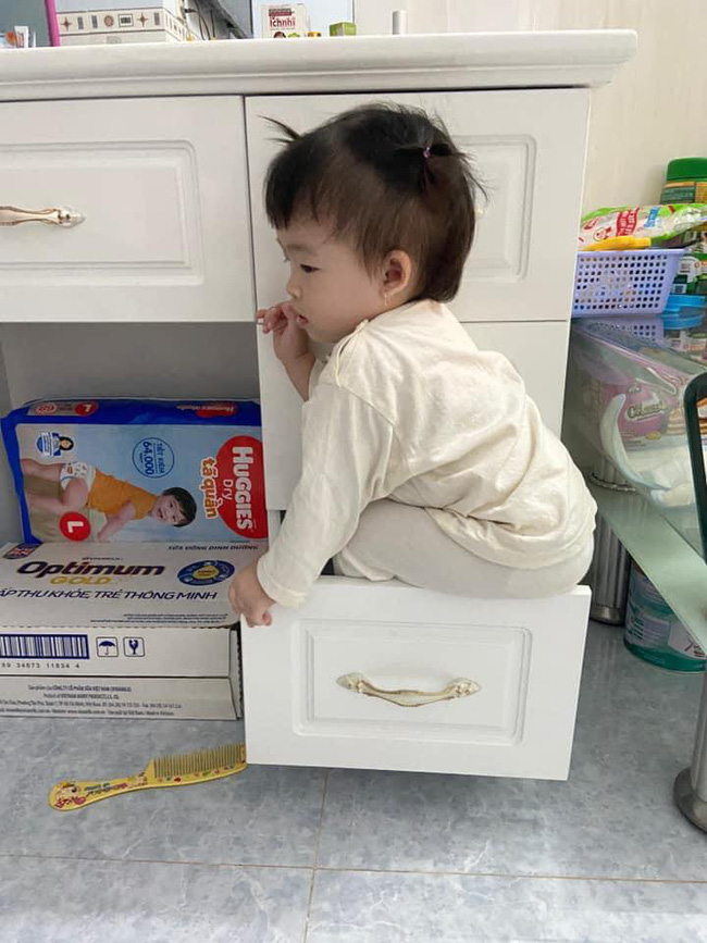 Chùm ảnh chứng minh câu nói Con trai nghịch lắm, đẻ con gái hiền lành hơn là sai quá sai-6