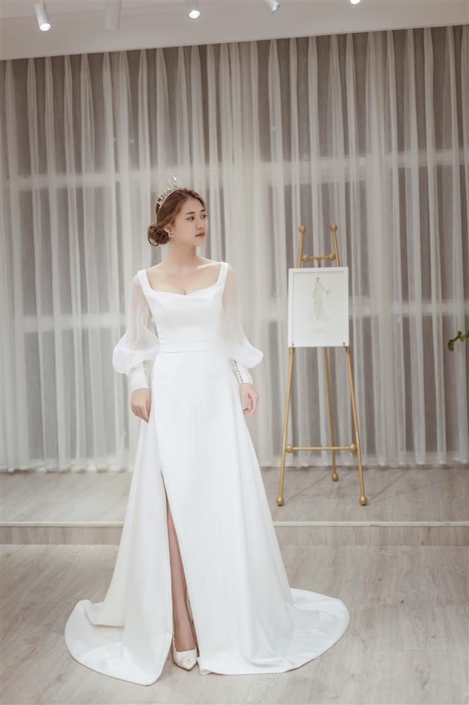 Mạo hiểm cưới anh người yêu cũ sau 1 năm chia tay, cô dâu nghẹn ngào khi được chú rể tặng váy cưới 500 triệu và câu chuyện đằng sau-4