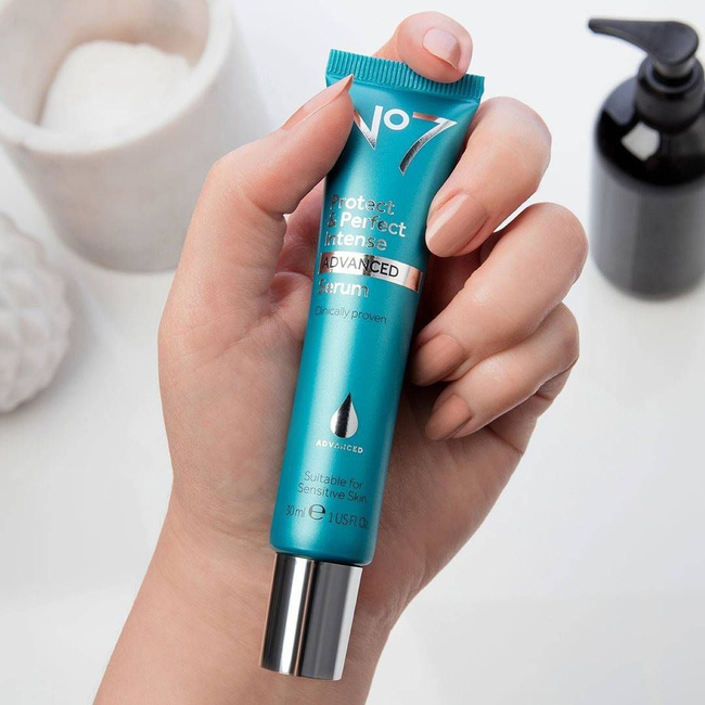 Các bác sĩ dùng 7 sản phẩm này để da không khô đét trong ngày rét đậm, trái lại còn mịn căng-2