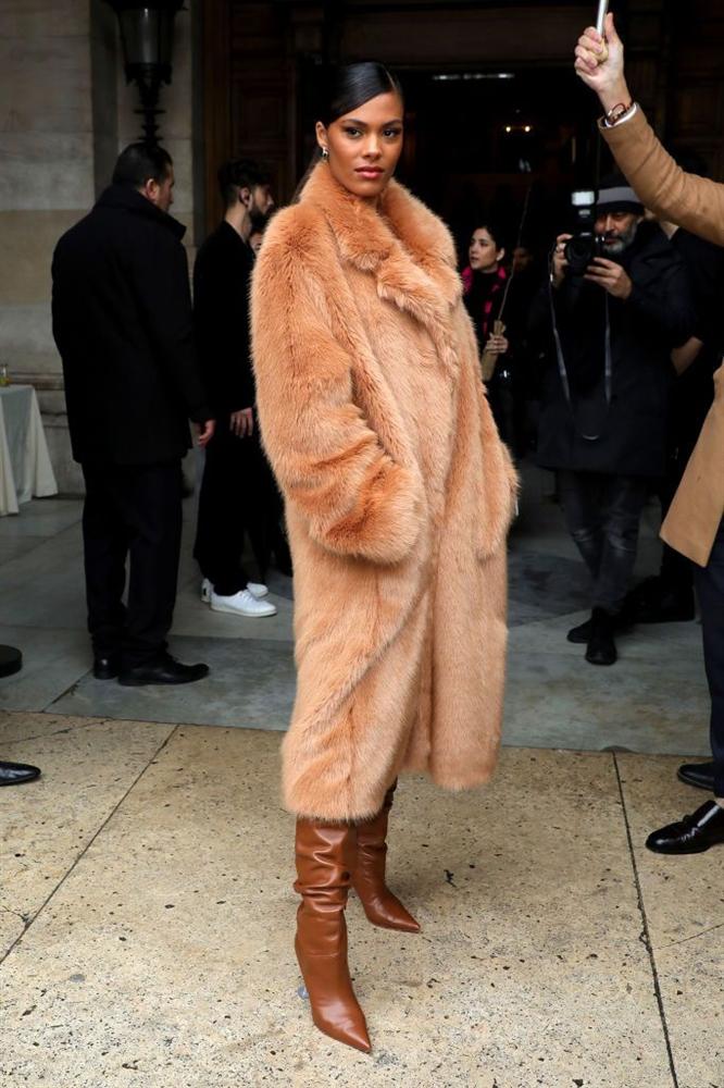 Cách mặc ấm nhưng vẫn sành điệu trong mùa đông Hà Nội-11