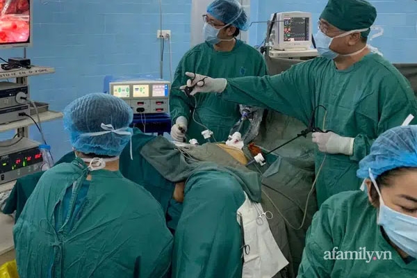 Quan hệ tình dục lúc 16 tuổi, 8 năm sau cô gái bàng hoàng phát hiện ung thư cổ tử cung-1