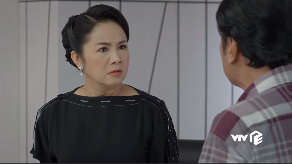 Thuyết âm mưu Hướng dương ngược nắng: Một tay bà Bạch Cúc sắp xếp khiến Phúc đi tù thay Minh Ngọc?-4