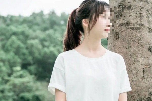 Bị tố lấy trộm nửa cuộn giấy vệ sinh, người phụ nữ làm chuyện dại dột khiến con gái phải khóc lóc trên MXH để tìm lại công bằng-3