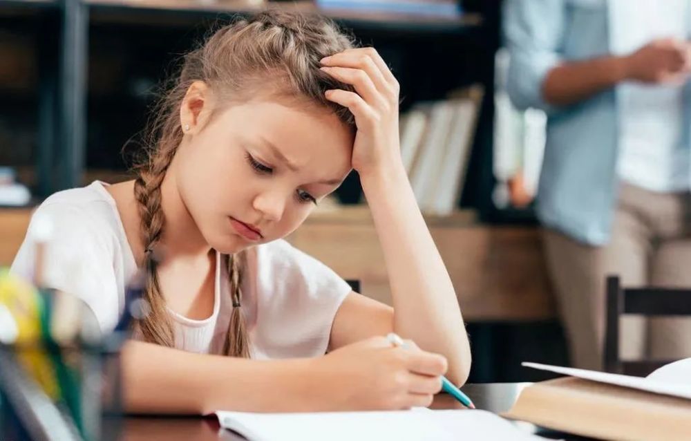 Cậu bé bị bố tát thủng màng nhĩ: Sao bố nói mãi mà con không làm được?”-4