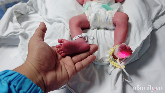 Mang thai đôi và có một thai ngôi ngược, mẹ Sài Gòn vẫn quyết tâm sinh thường không tiêm giảm đau, cảm giác như bị xé thịt sống-4