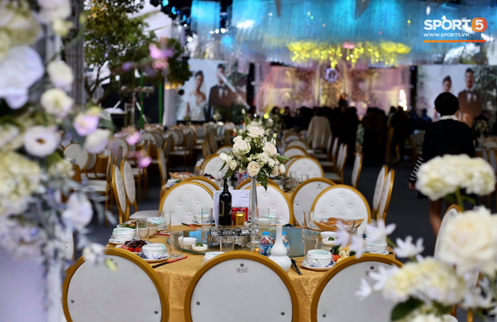 Đám cưới Tiến Dũng và Khánh Linh ở Bắc Ninh: Mời hơn 1500 khách, quà cảm ơn trao tay ngọt ngào-6