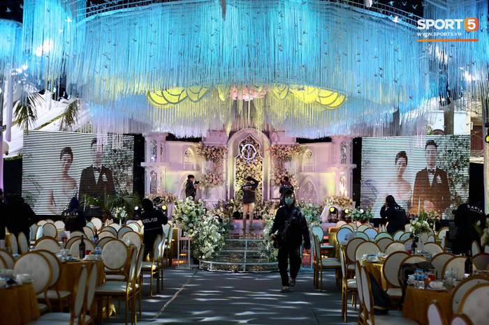 Đám cưới Tiến Dũng và Khánh Linh ở Bắc Ninh: Mời hơn 1500 khách, quà cảm ơn trao tay ngọt ngào-2