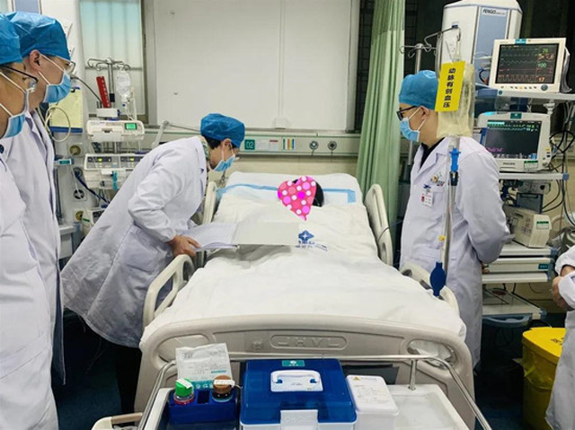 Nữ giáo viên hôn mê, tiểu không tự chủ, huyết tương giống như sữa dâu chỉ vì ngày nào cũng uống một thứ đồ uống-2