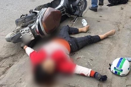 Hà Nội: Cô gái bị nam thanh niên sát hại dã man giữa phố, bên cạnh thi thể có chiếc cờ lê khiến nhiều người kinh hãi