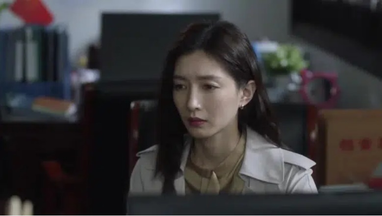 Chồng liên tục mua điện thoại mới, tôi cứ nghĩ anh kiếm được nhiều tiền nhưng hóa ra người đàn ông này che giấu sự thật hãi hùng-2