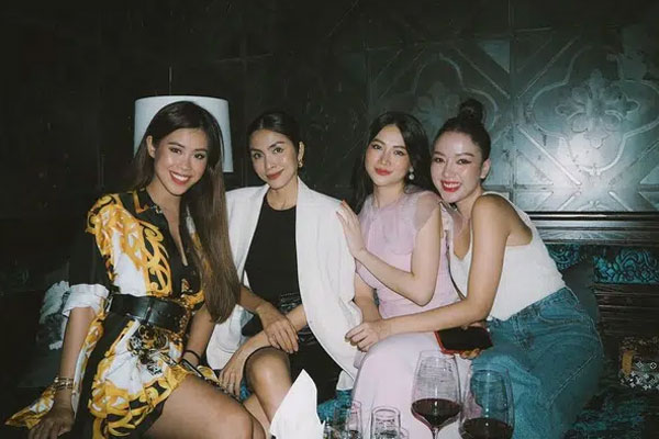 Tiên Nguyễn diện cả loạt váy áo ít người dám mặc, chứng minh thần thái đỉnh cao hiếm ai bì kịp-12