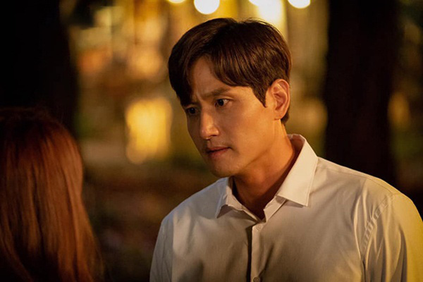 Vợ chào đón bằng vẻ sexy chết người, chồng lên thiên đường rồi rơi xuống địa ngục-2