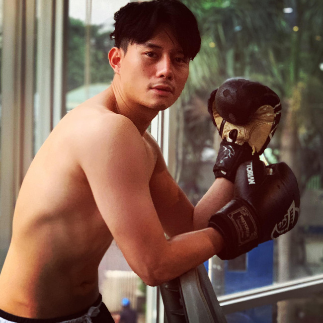 Bỏng mắt chiêm ngưỡng body dàn tình trẻ tin đồn của mỹ nhân Vbiz: Lâm Bảo Châu, Huy Trần thích khoe 6 múi, Mai Tài Phến kín đáo nhưng vẫn cực hot-16