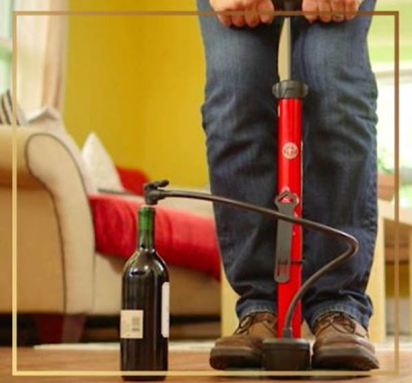 Mẹo khui rượu vang đón năm mới rực rỡ, dù thiếu dụng cụ mở cũng chẳng thể cản trở cuộc vui của bạn-15